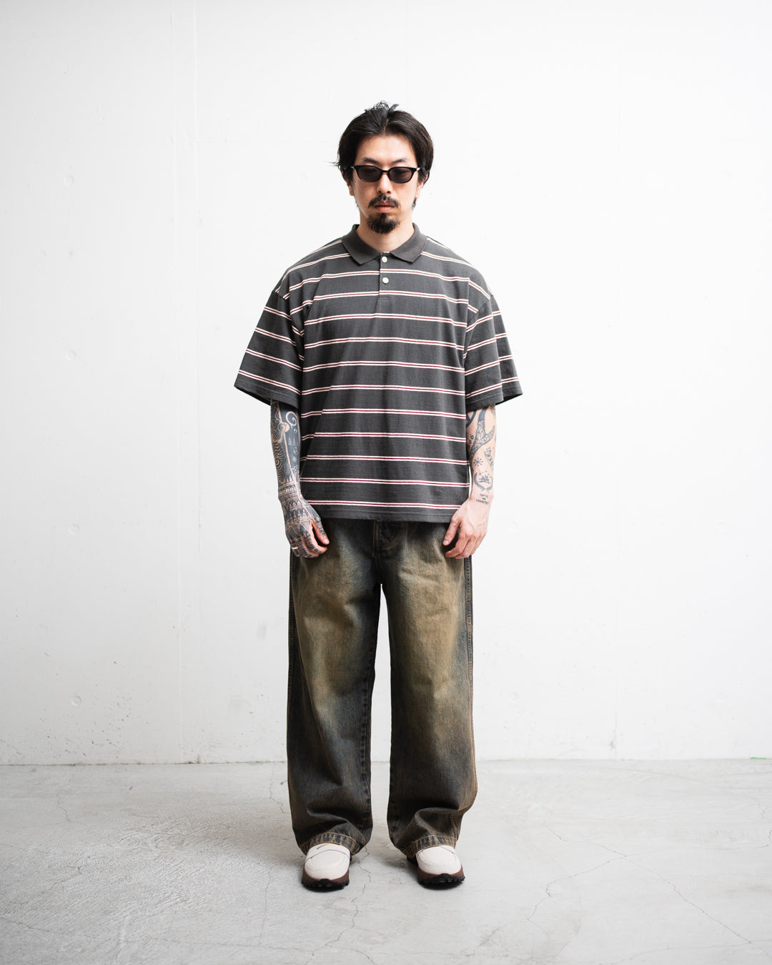 COMFORTABLE REASON Fade Straight Denim