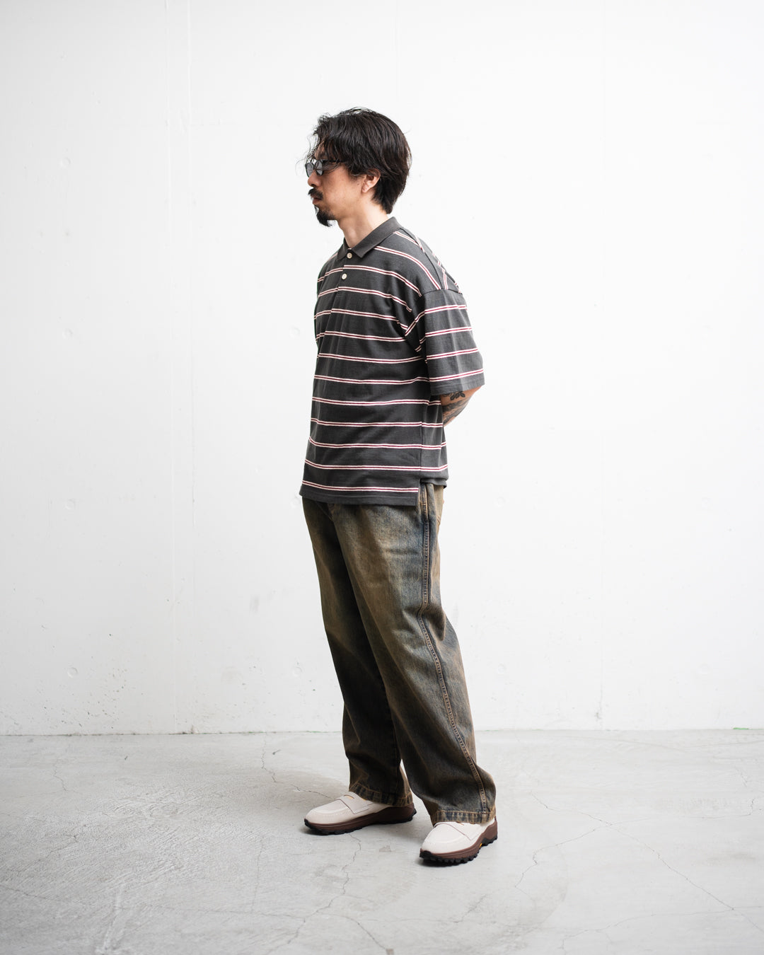 COMFORTABLE REASON Fade Straight Denim