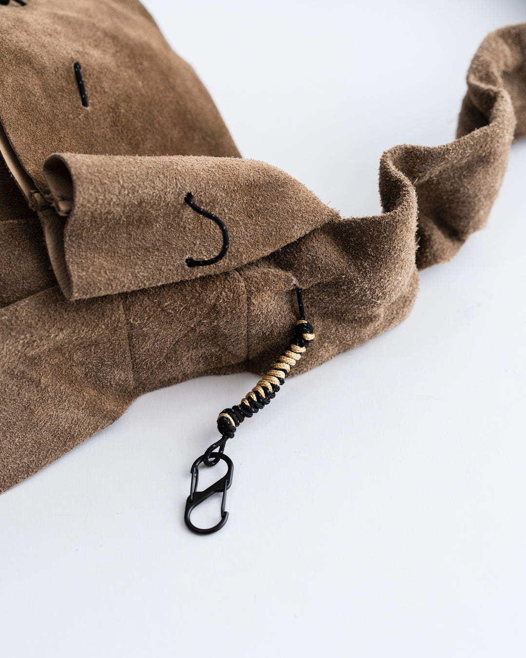 B:TOGETHER BIG KINCHAKU LEATHER