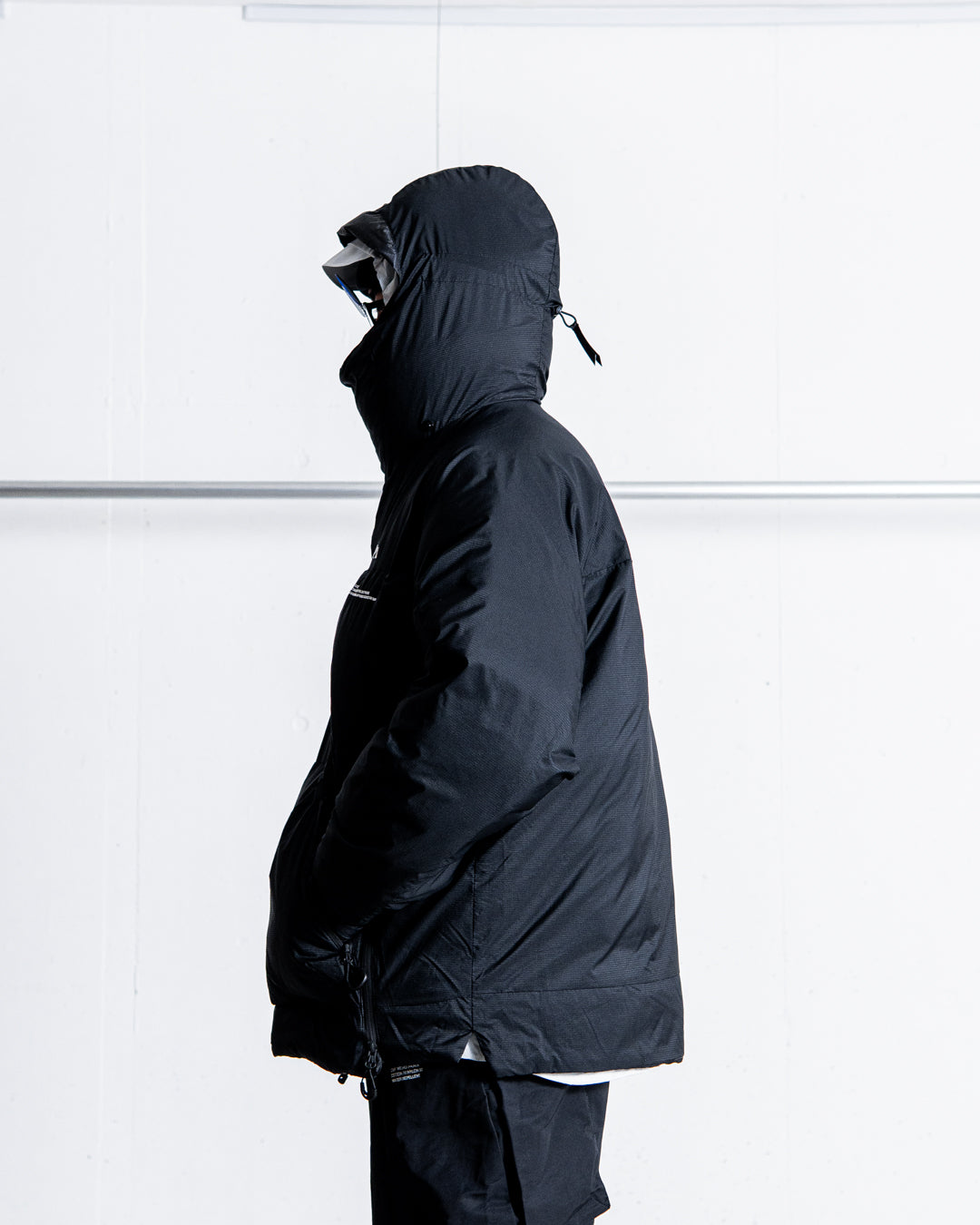 CMF OUTDOOR GARMENT SLASH DOWN L7