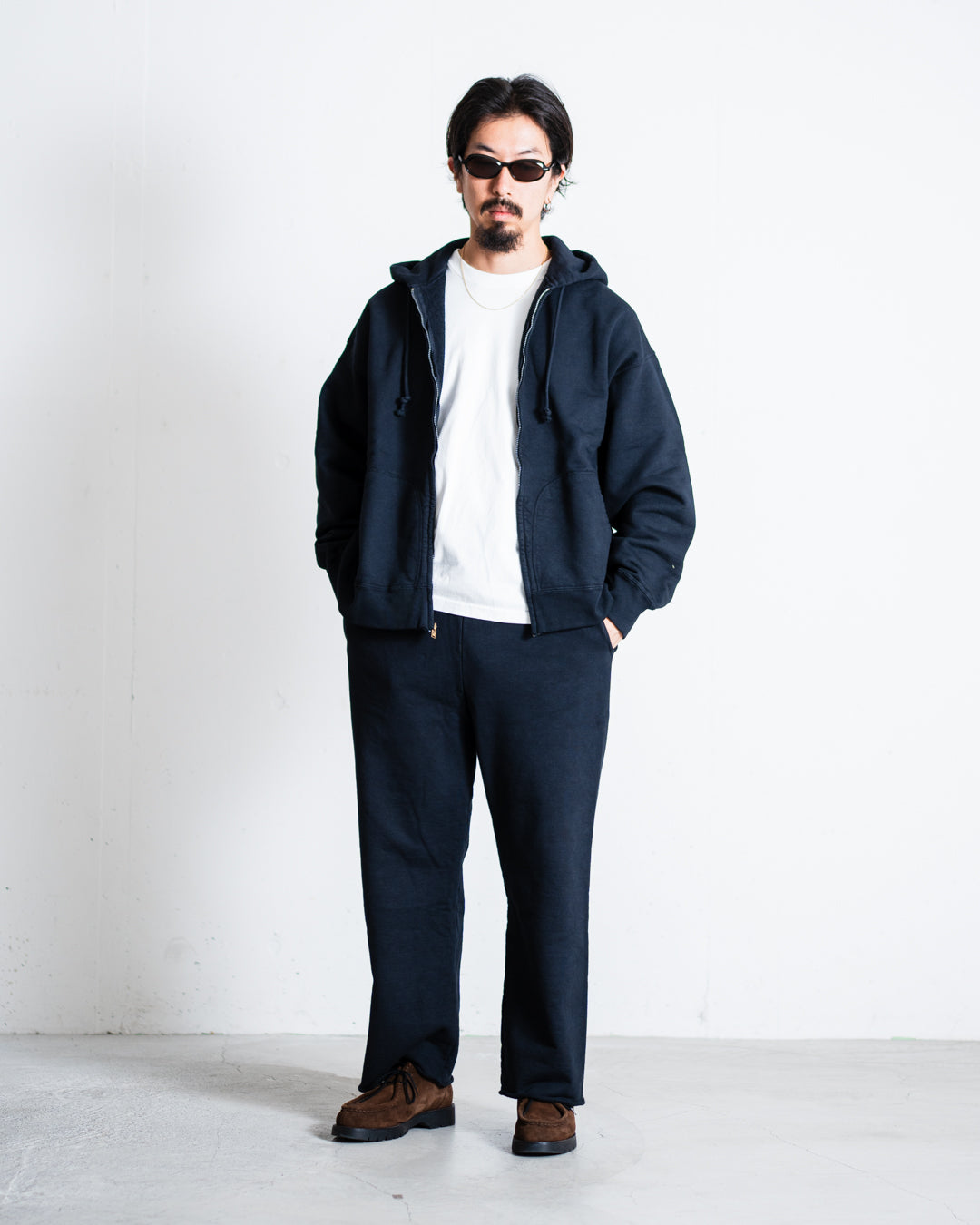 [8.30 sat 11:00 Release] BOWWOW ZIP HOODIE