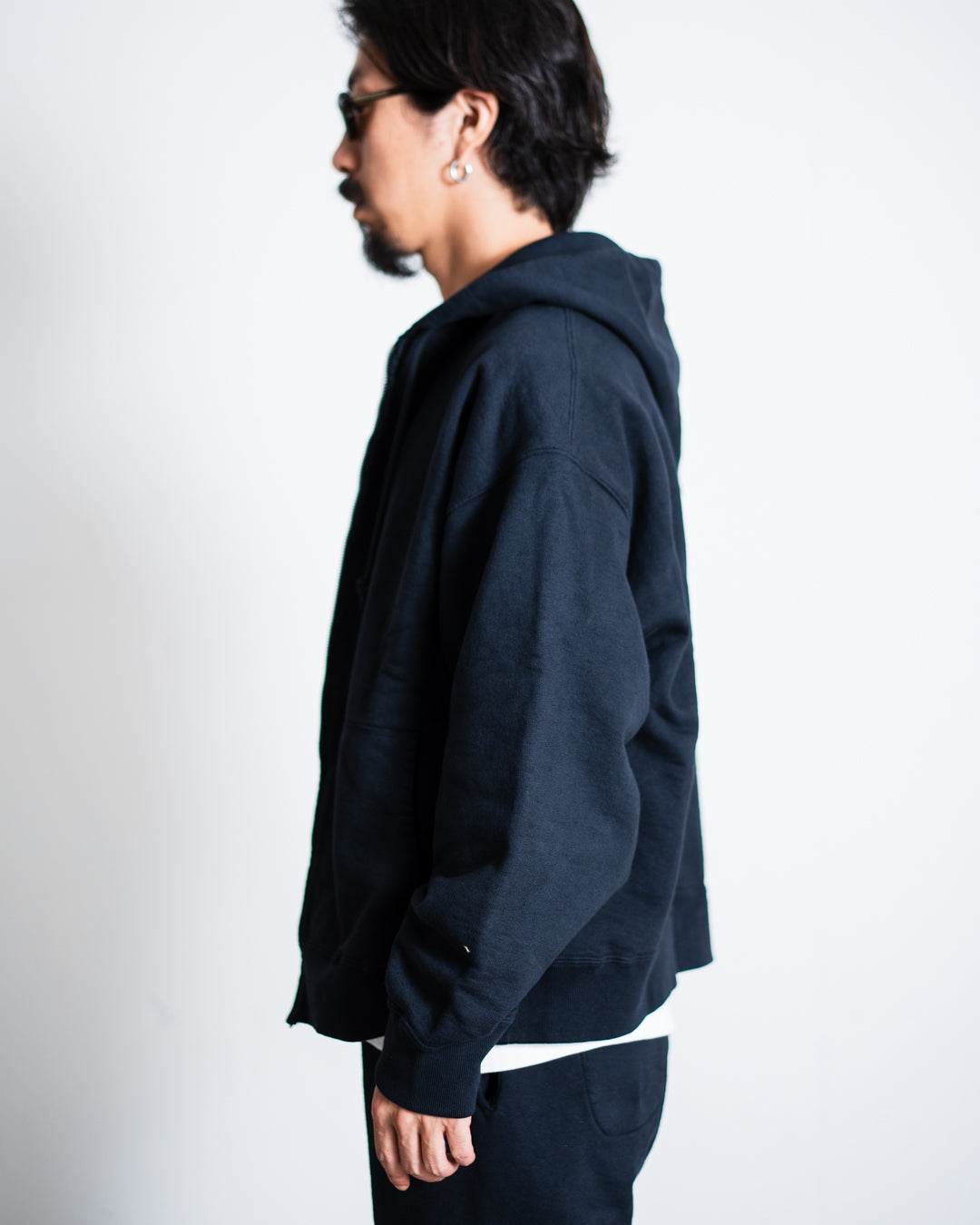 [8.30 sat 11:00 Release] BOWWOW ZIP HOODIE