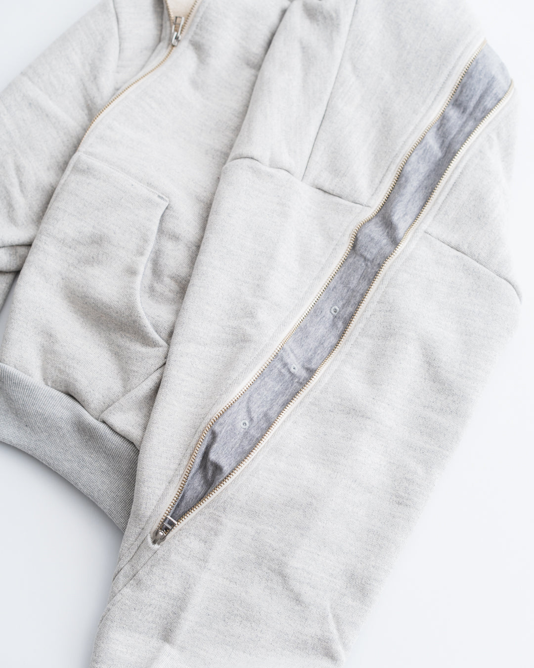 [8.30 sat 12:00 Release] ROTOL FOAMORA SWEAT ZIP HOODIE