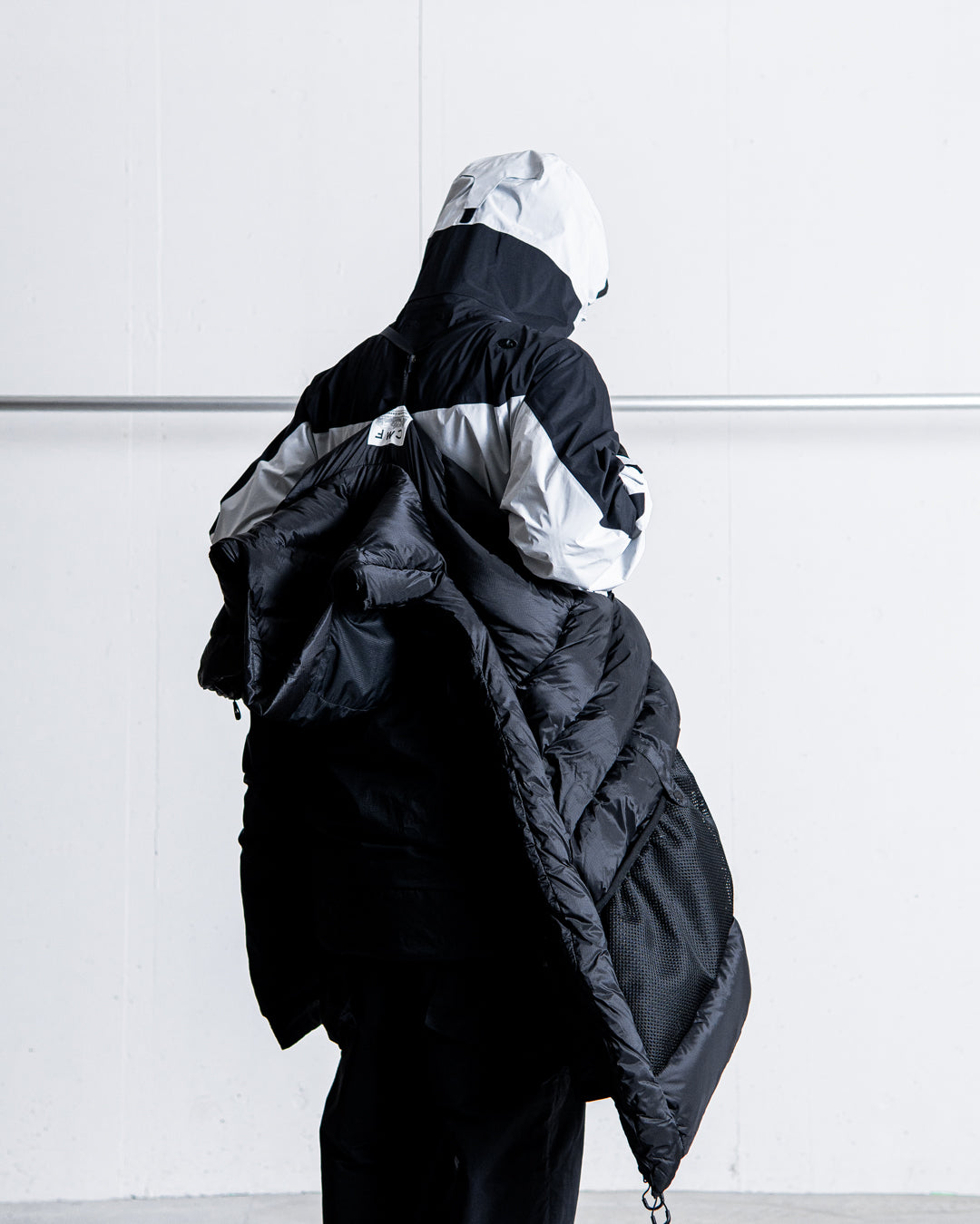 CMF OUTDOOR GARMENT SLASH DOWN L7