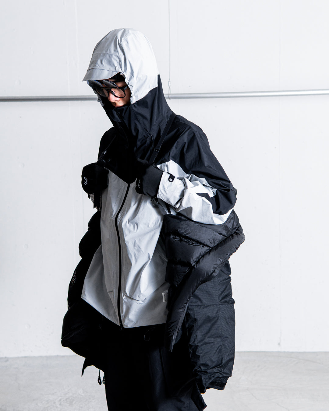 CMF OUTDOOR GARMENT SLASH DOWN L7