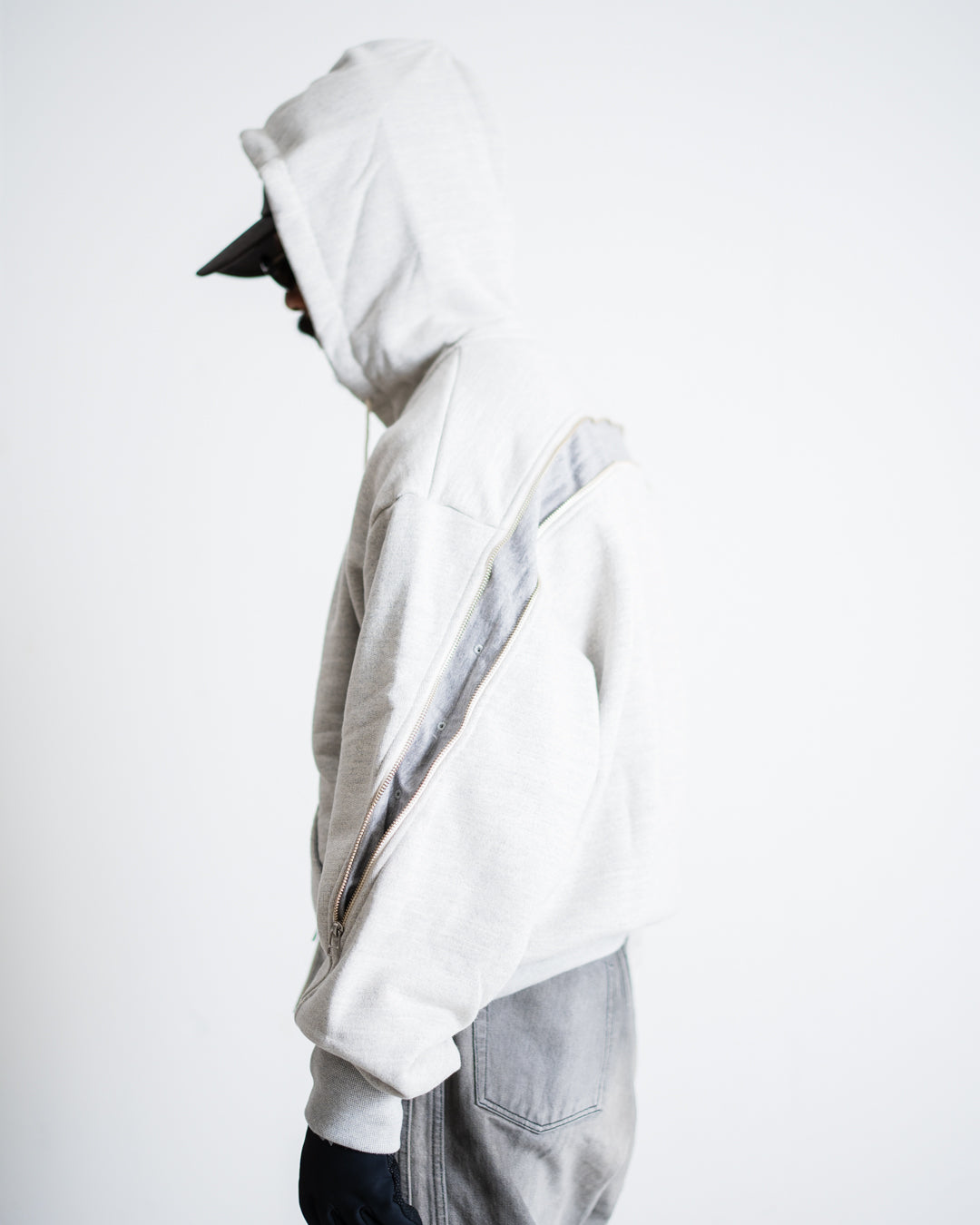 [8.30 sat 12:00 Release] ROTOL FOAMORA SWEAT ZIP HOODIE