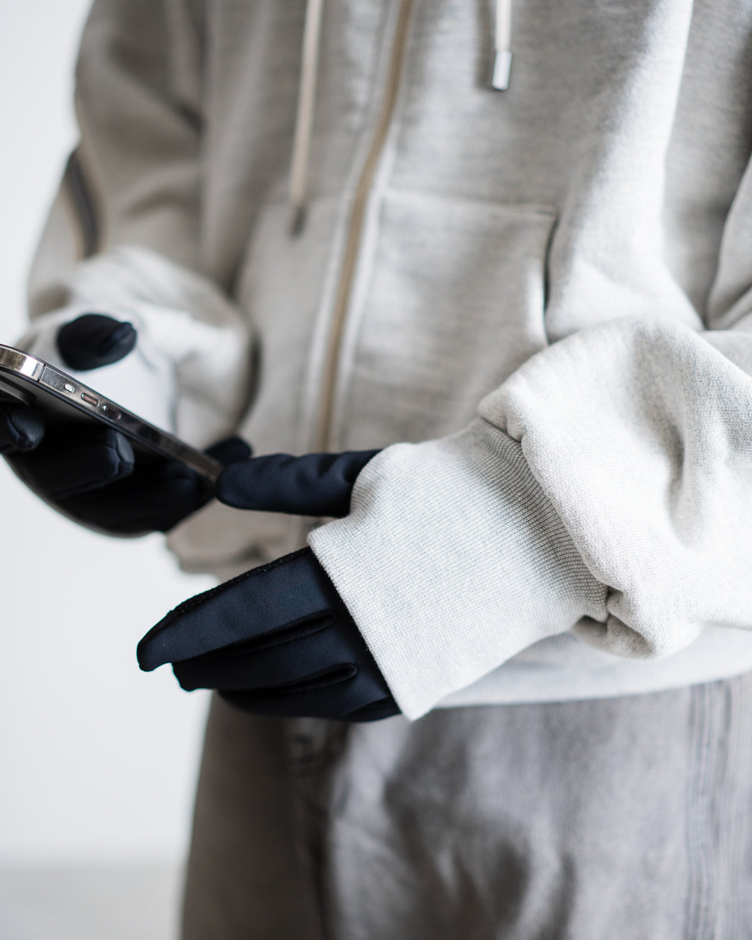 [8.30 sat 12:00 Release] ROTOL FOAMORA SWEAT ZIP HOODIE