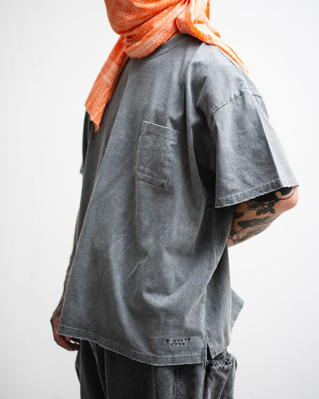 ANACHRONORM PIGMENT DYED POCKET S/S T-S