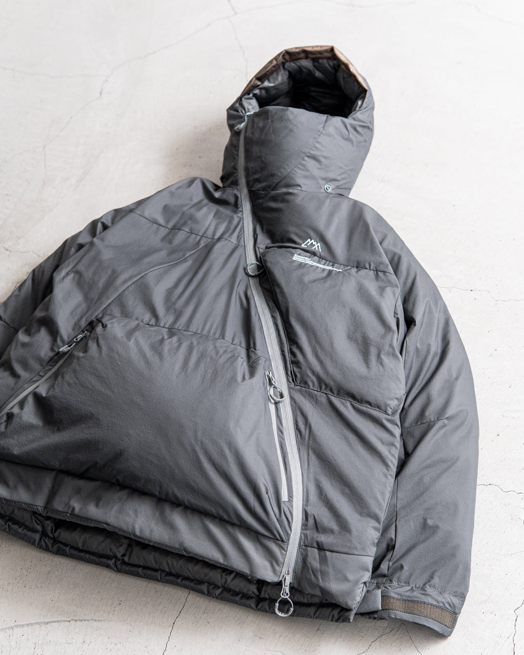 CMF OUTDOOR GARMENT SLASH DOWN L7