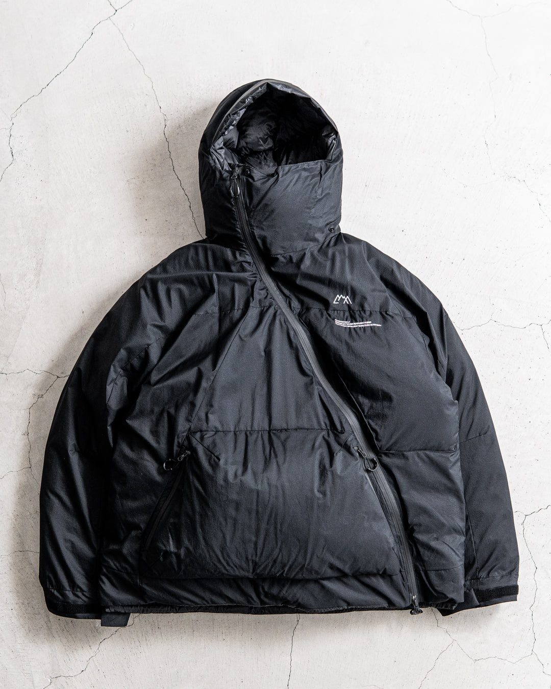CMF OUTDOOR GARMENT SLASH DOWN L7