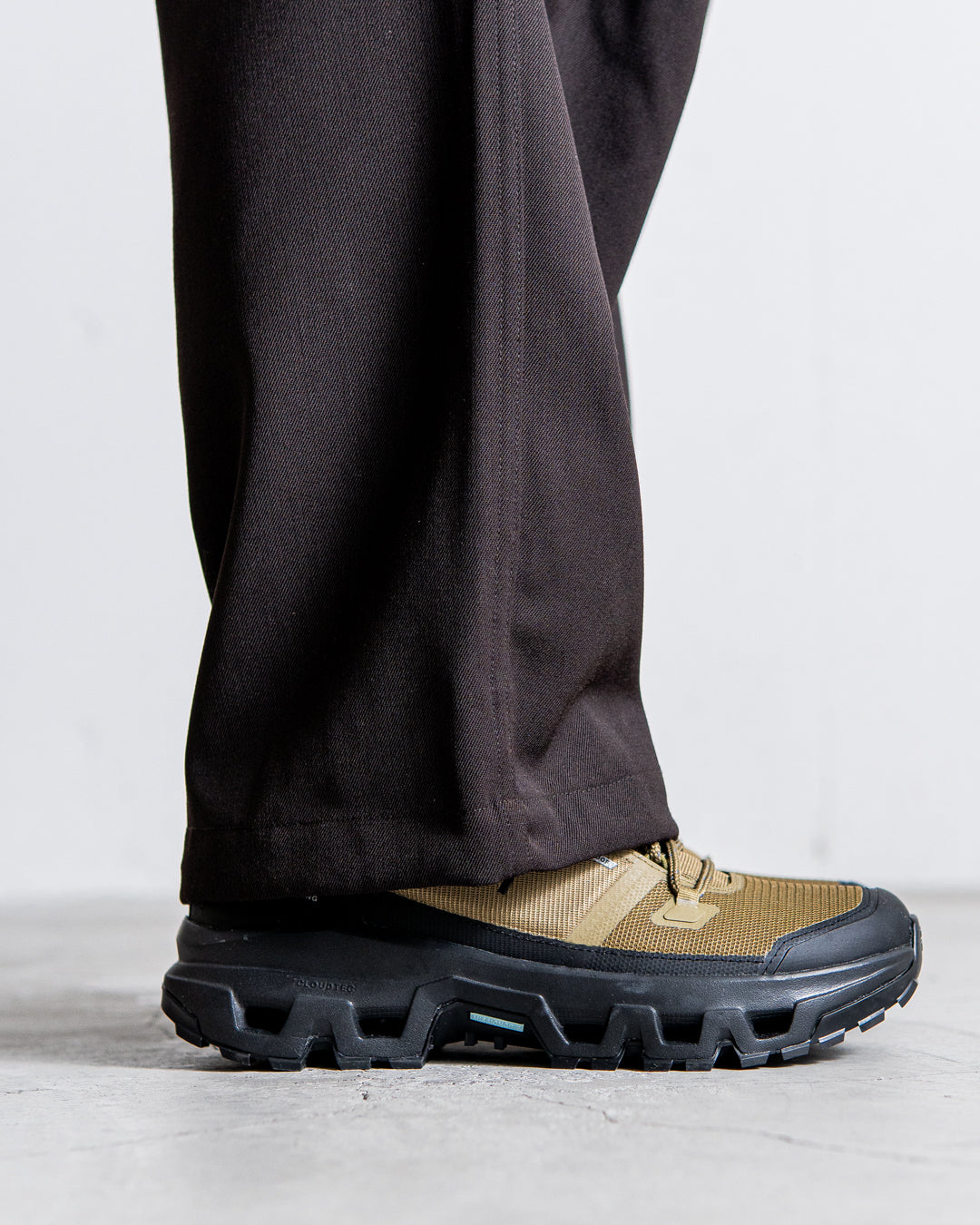 snow peak Hybrid Wool Trousers