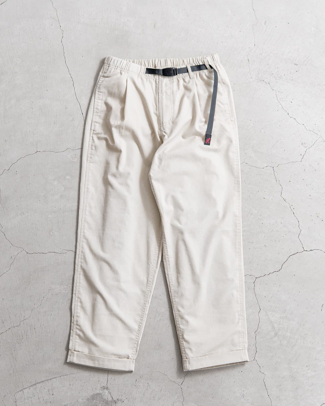 Gramicci TWILL TUCK TAPERD PANT