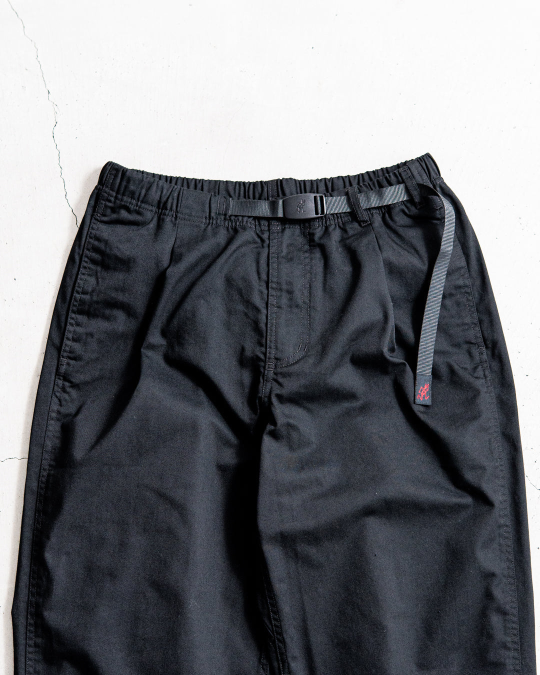Gramicci TWILL TUCK TAPERD PANT