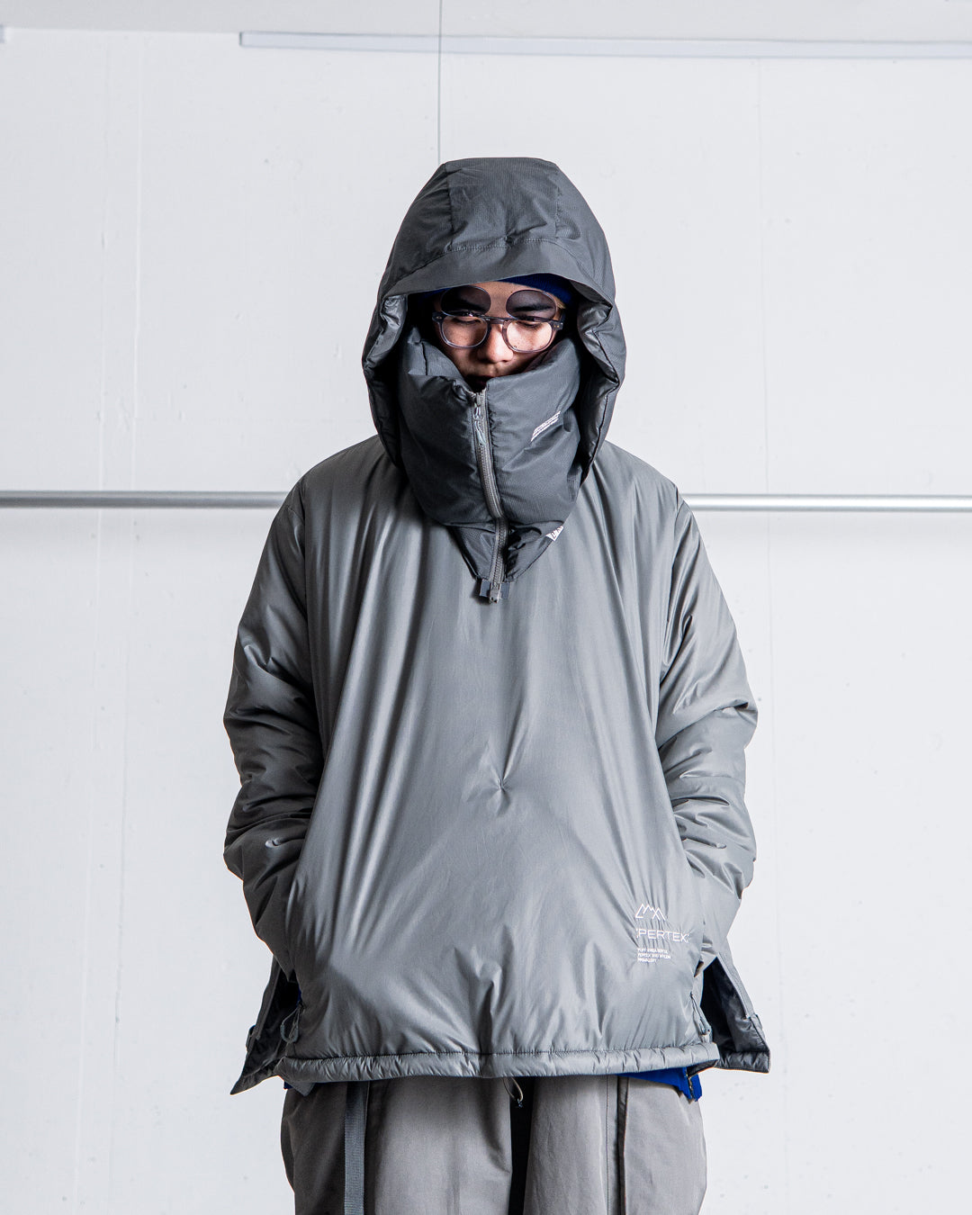CMF OUTDOOR GARMENT ATTACHABLE HOODIE DOWN