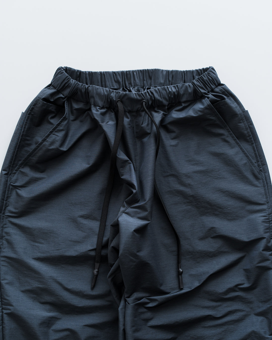 UNTRACE VENTILATION TAPERD PANTS