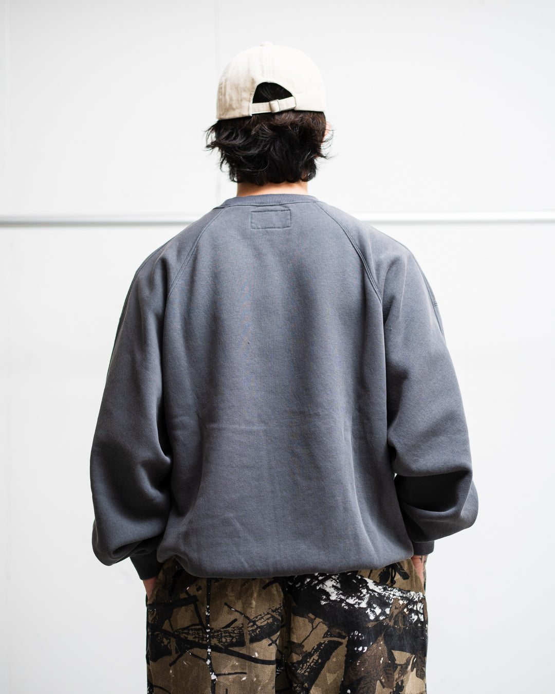 SEDAN ALL-PURPOSE Split Raglan Sleeve Sweatshirts