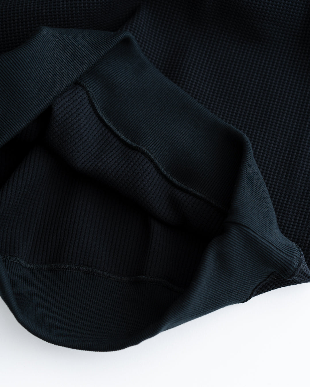 COMFORTABLE REASON Poly Waffle Sweat