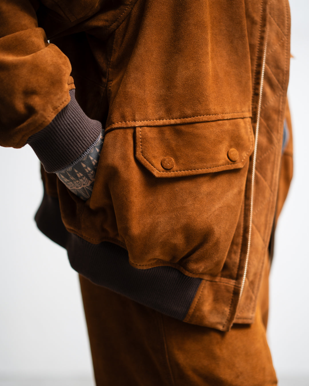 [LAST 1]【EXCLUSIVE ITEM】CCU HIGH NECK BLOUSON - SUEDE