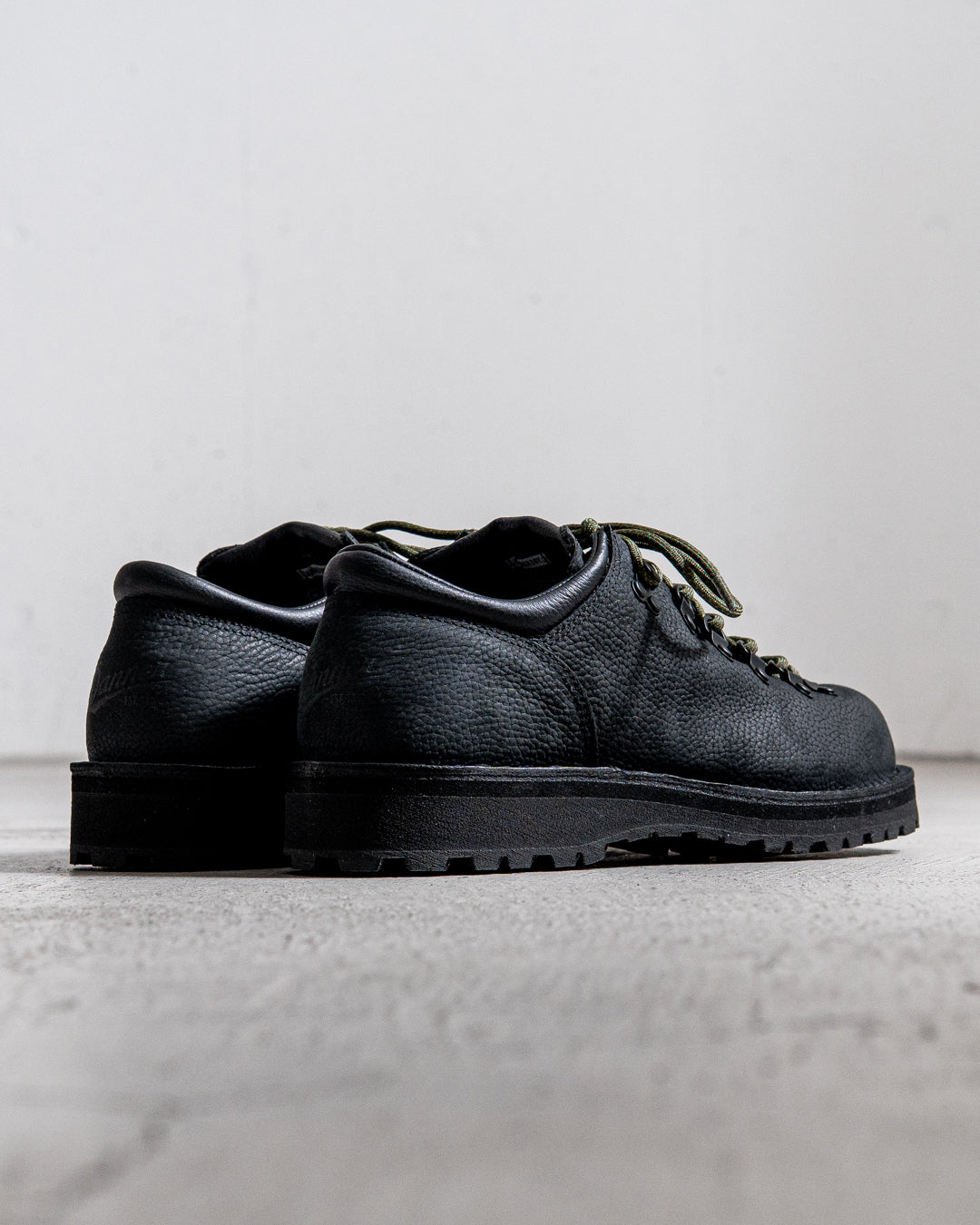 DANNER MT.RIDGE LOW / BLACK