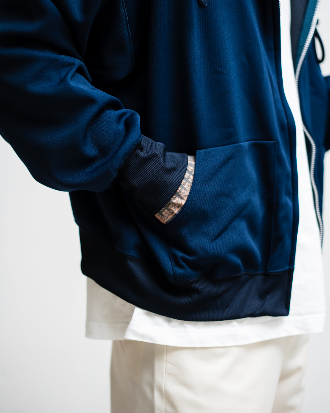 [LAST 1] FOUNDOUR ZIP UP HOODIE