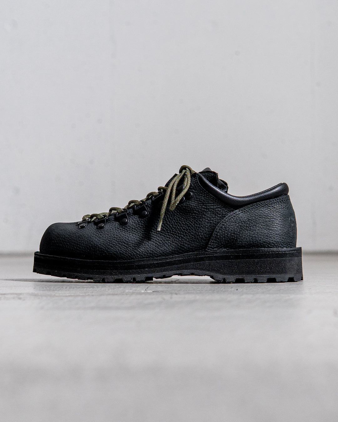 DANNER MT.RIDGE LOW / BLACK