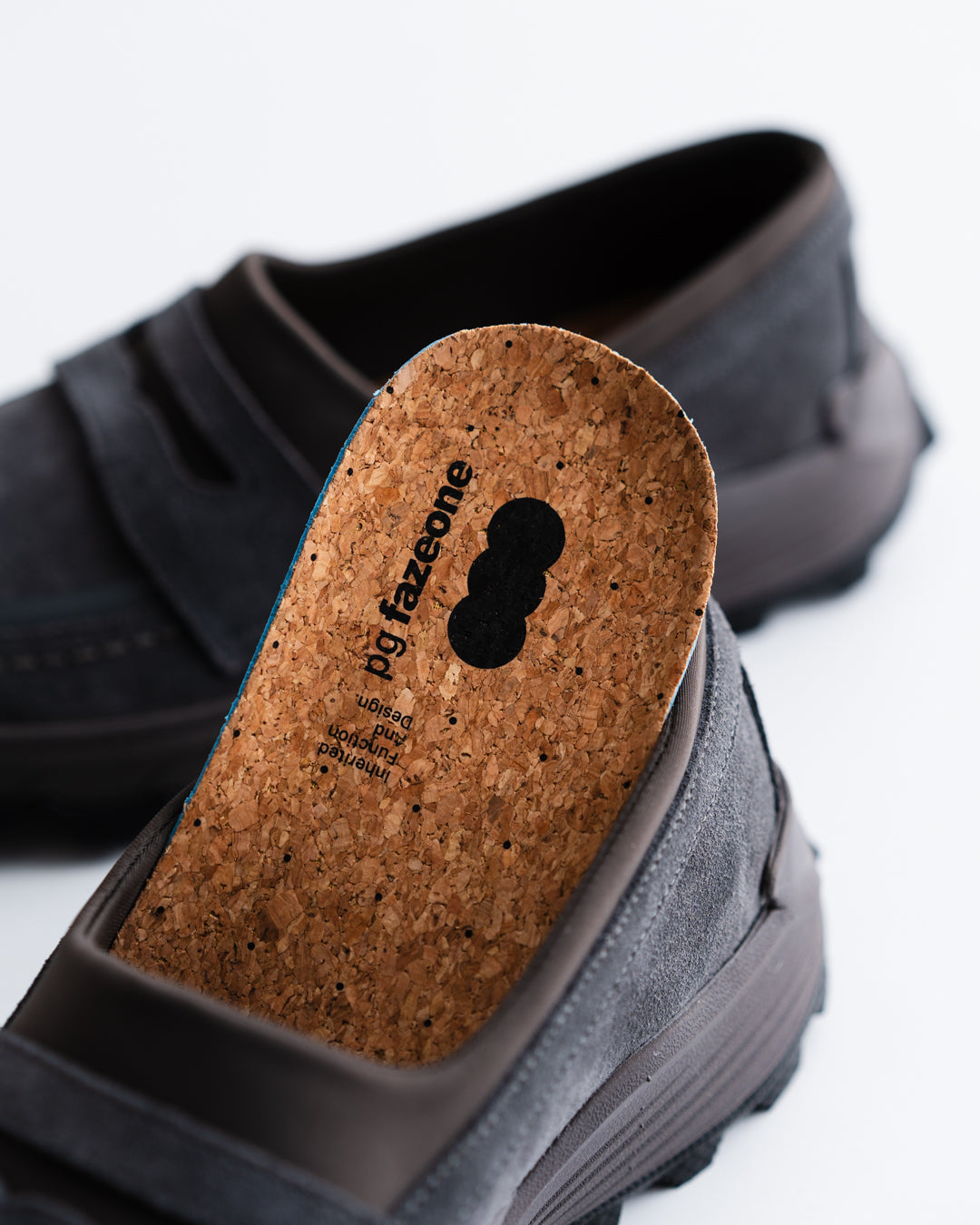 【fazeone Exclusive】pg DISH - GRAY