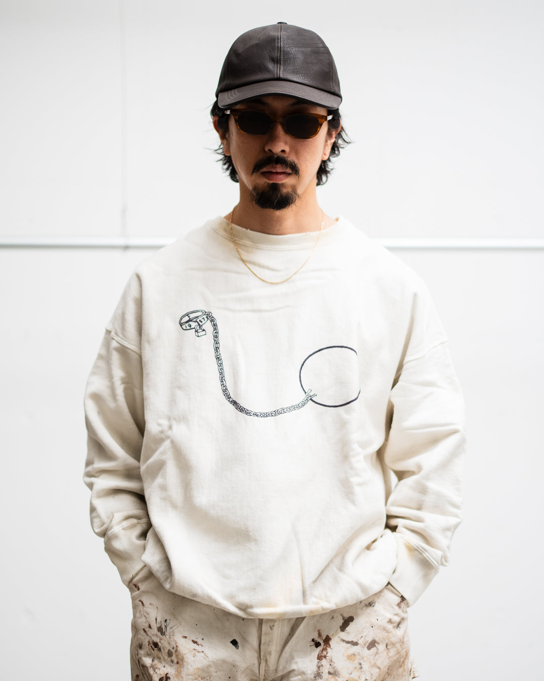 BOWWOW BALL AND CHAIN SWEATSHIRT