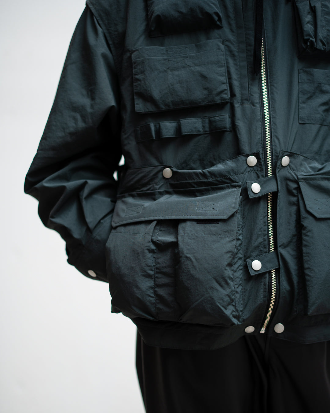 [LAST 1] Name. MULTI-WAY PHOTOGRAPHERS JACKET