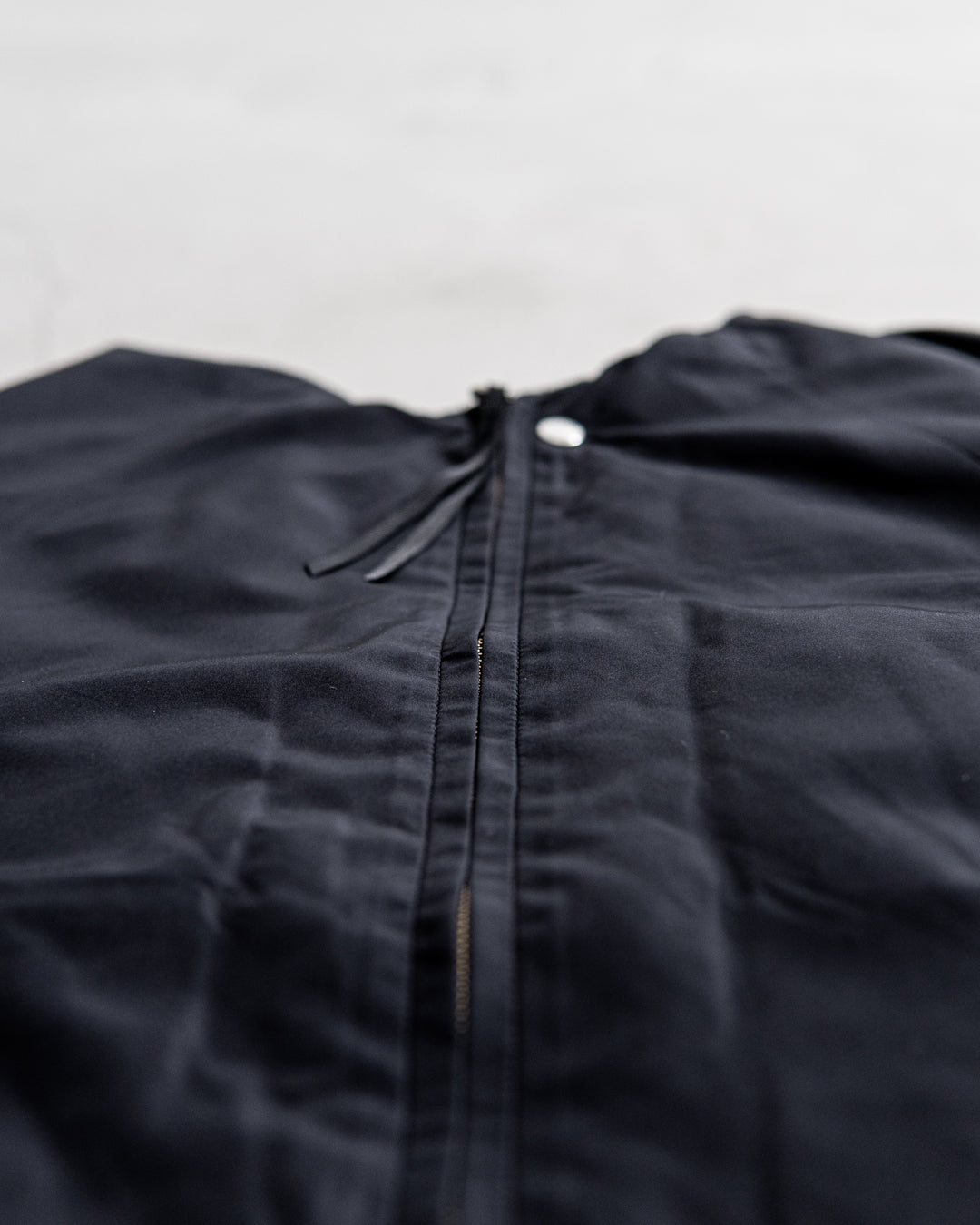 YDOT COLLARLESS BOMBER DOWN JACKET