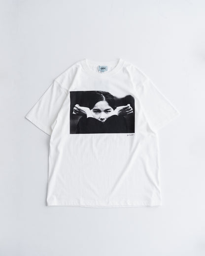 GDC  Bjork by Kevin Cummins×GDC Monochrome Tee