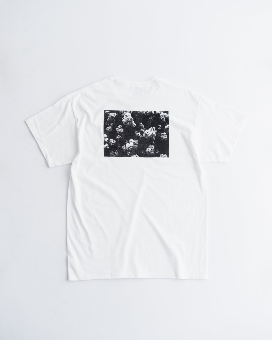 UTP PHOTO TEE DARK FLOWER