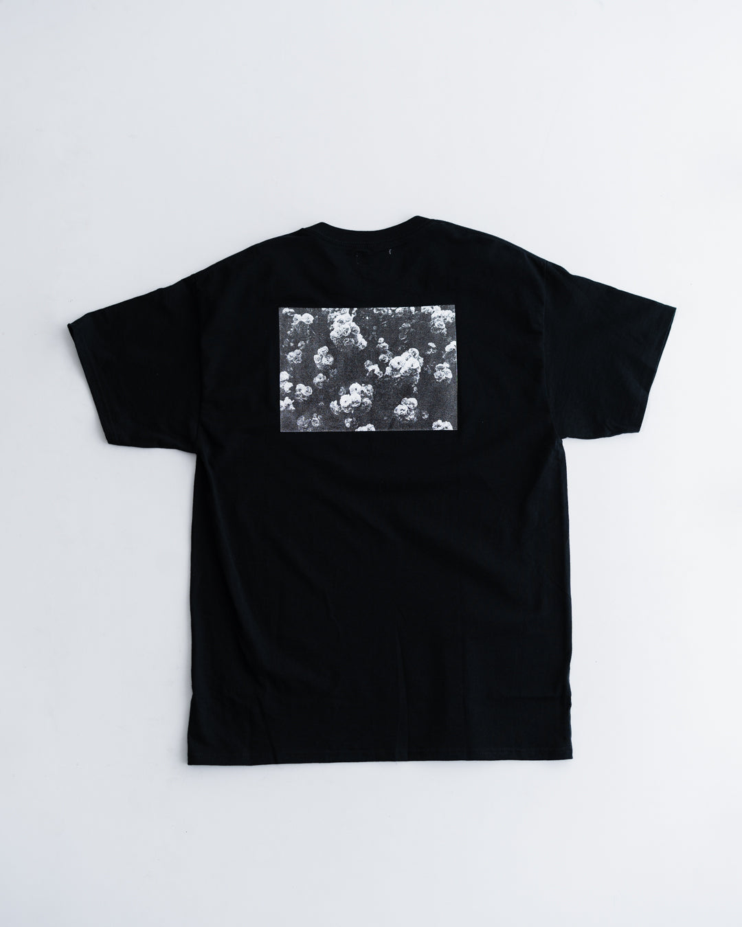 UTP PHOTO TEE DARK FLOWER