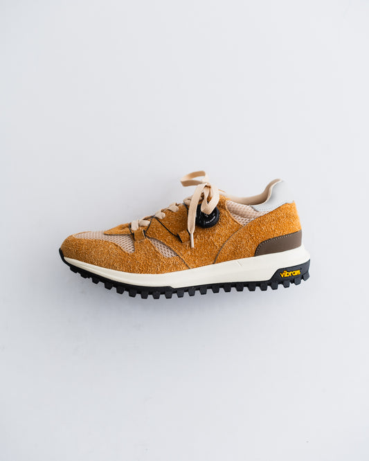 pg NAUGHTY - CAMEL