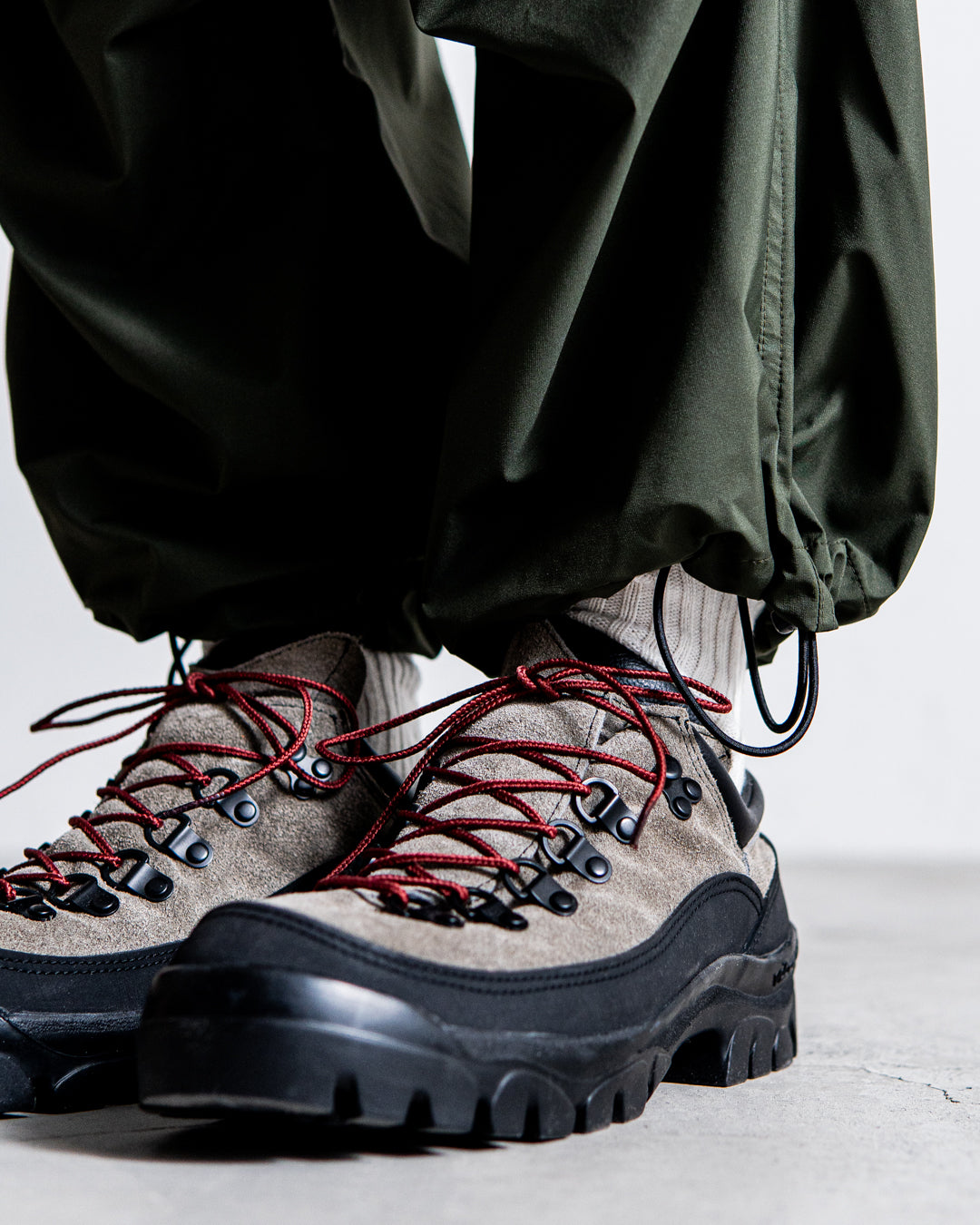 【12.7 20:00 release start】UNTRACE 3 Layer Ventilation Tuck Pants