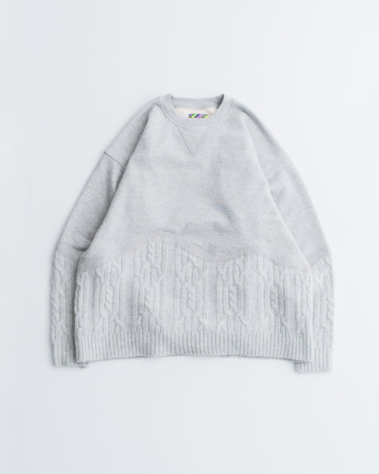 [LAST 1] is-ness NEEDLE PUNCH SWEAT SHIRT