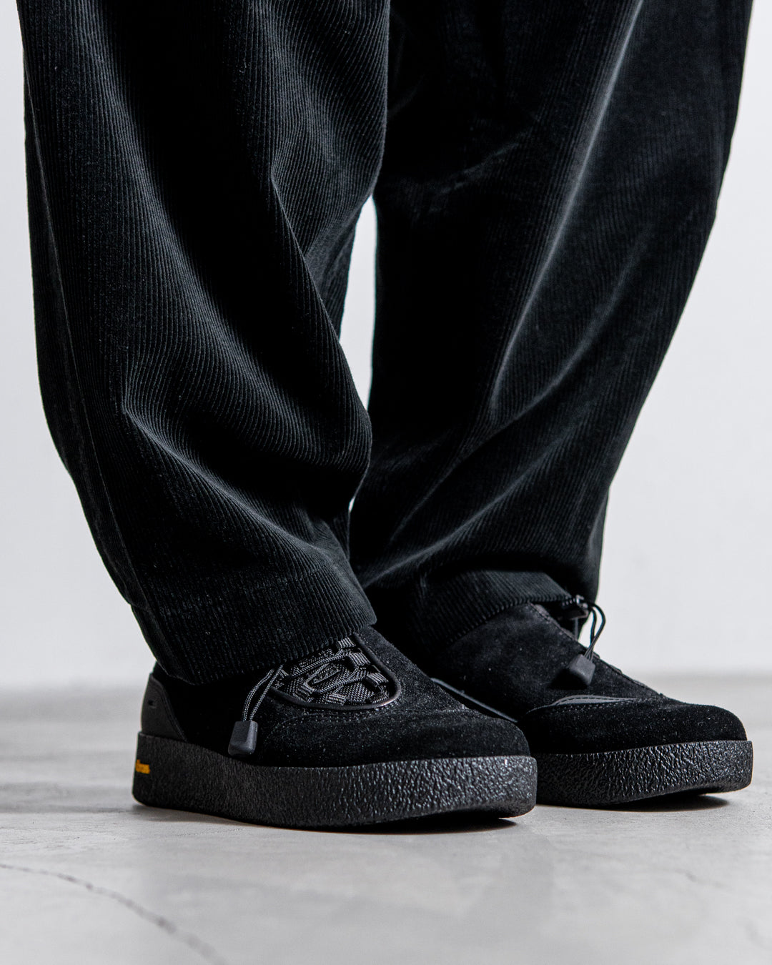 is-ness CORDUROY TUCK TROUSERS