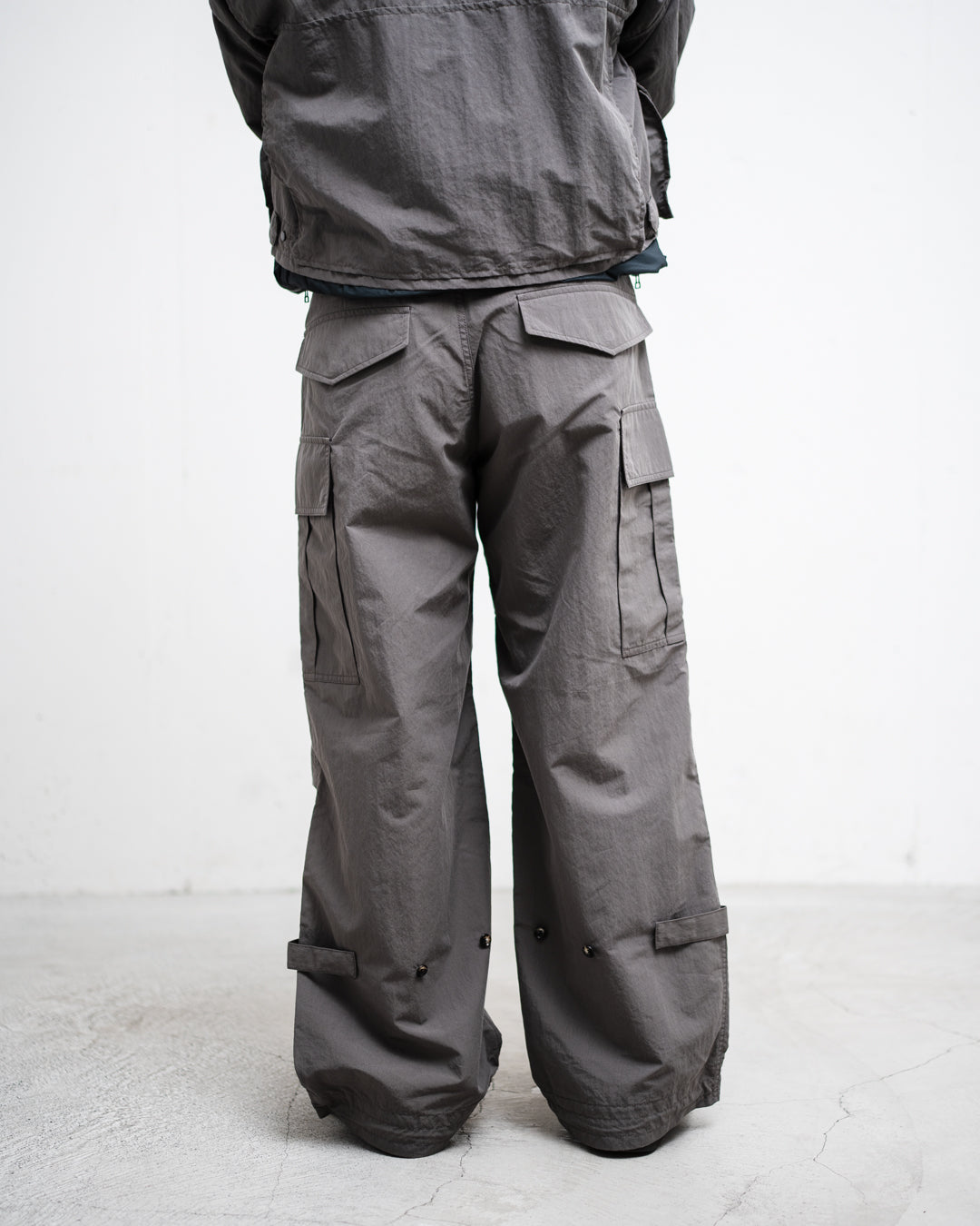 meanswhile Ambient C/N Neutral Cargo PT