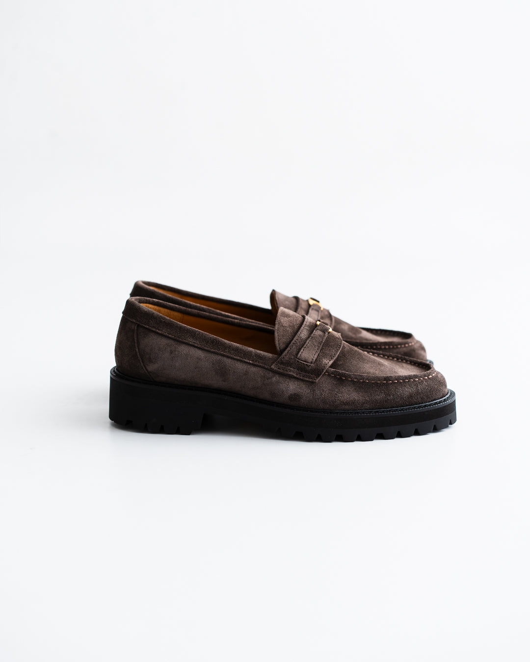 Tomo & Co. PULL TAB BIT LOFER suede - BROWN