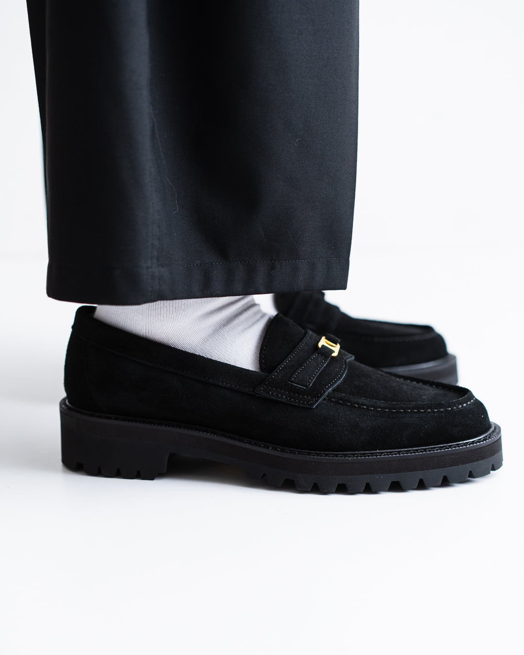 [LAST 1] Tomo & Co. PULL TAB BIT LOFER suede - BLACK