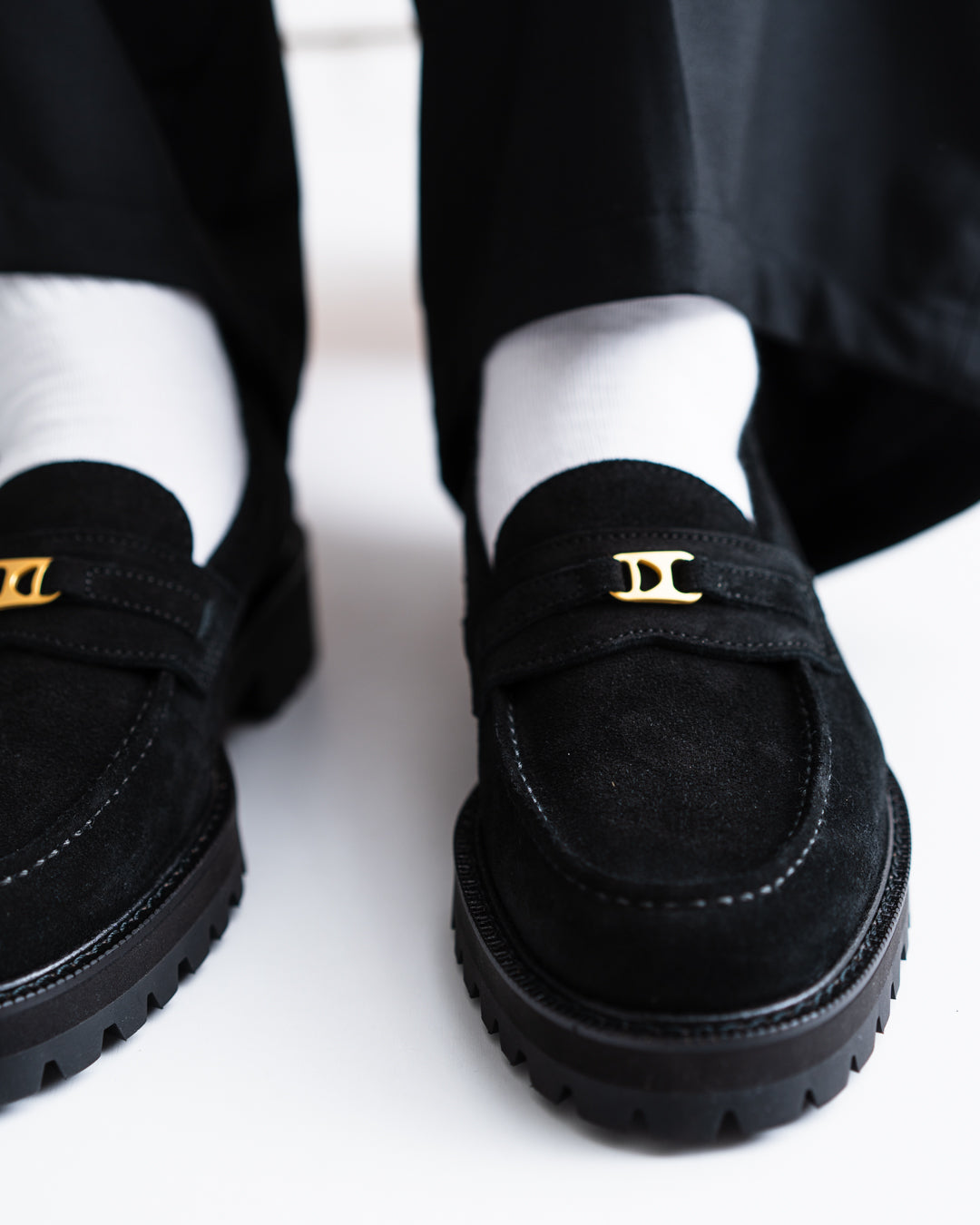 [LAST 1] Tomo & Co. PULL TAB BIT LOFER suede - BLACK