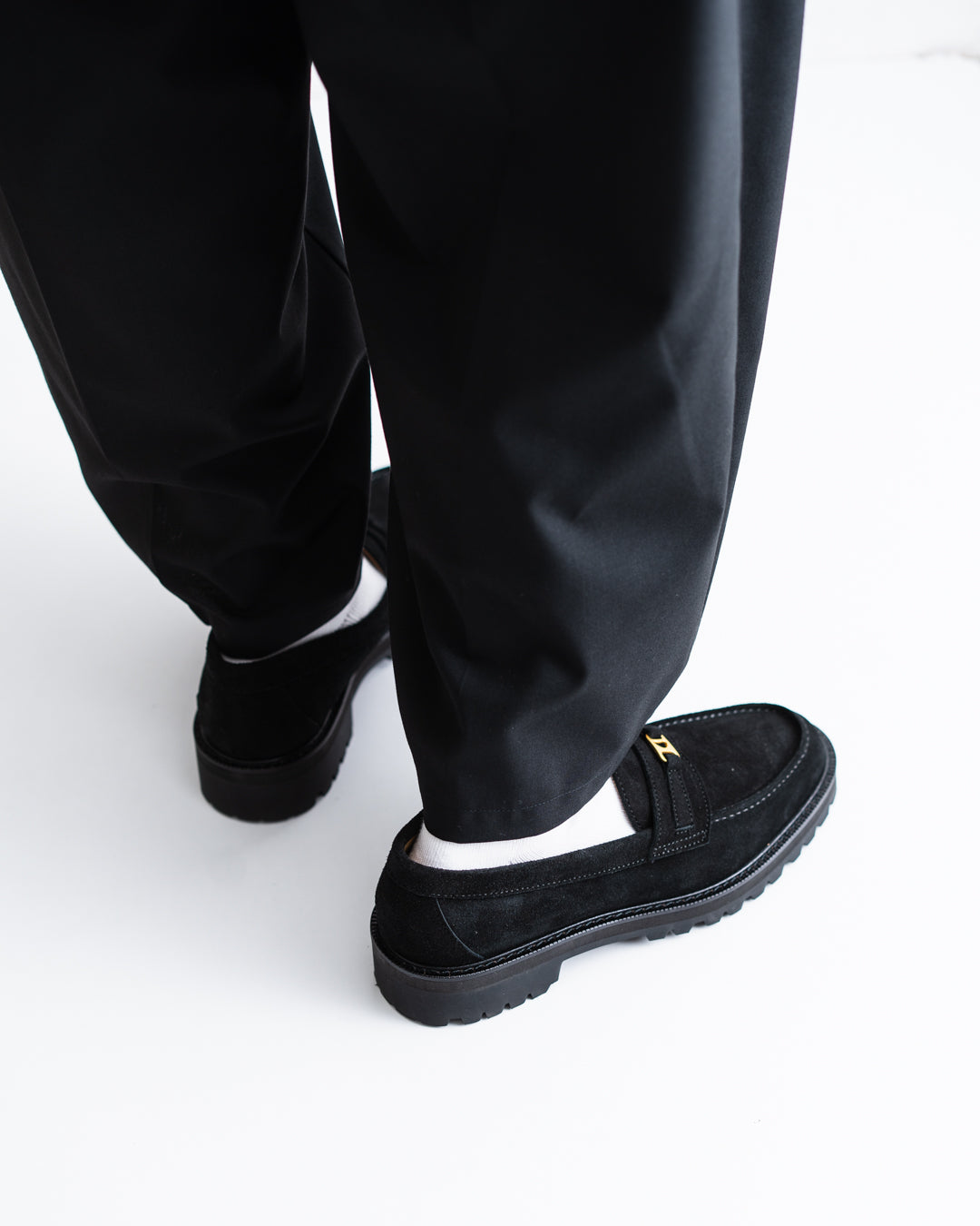 [LAST 1] Tomo & Co. PULL TAB BIT LOFER suede - BLACK