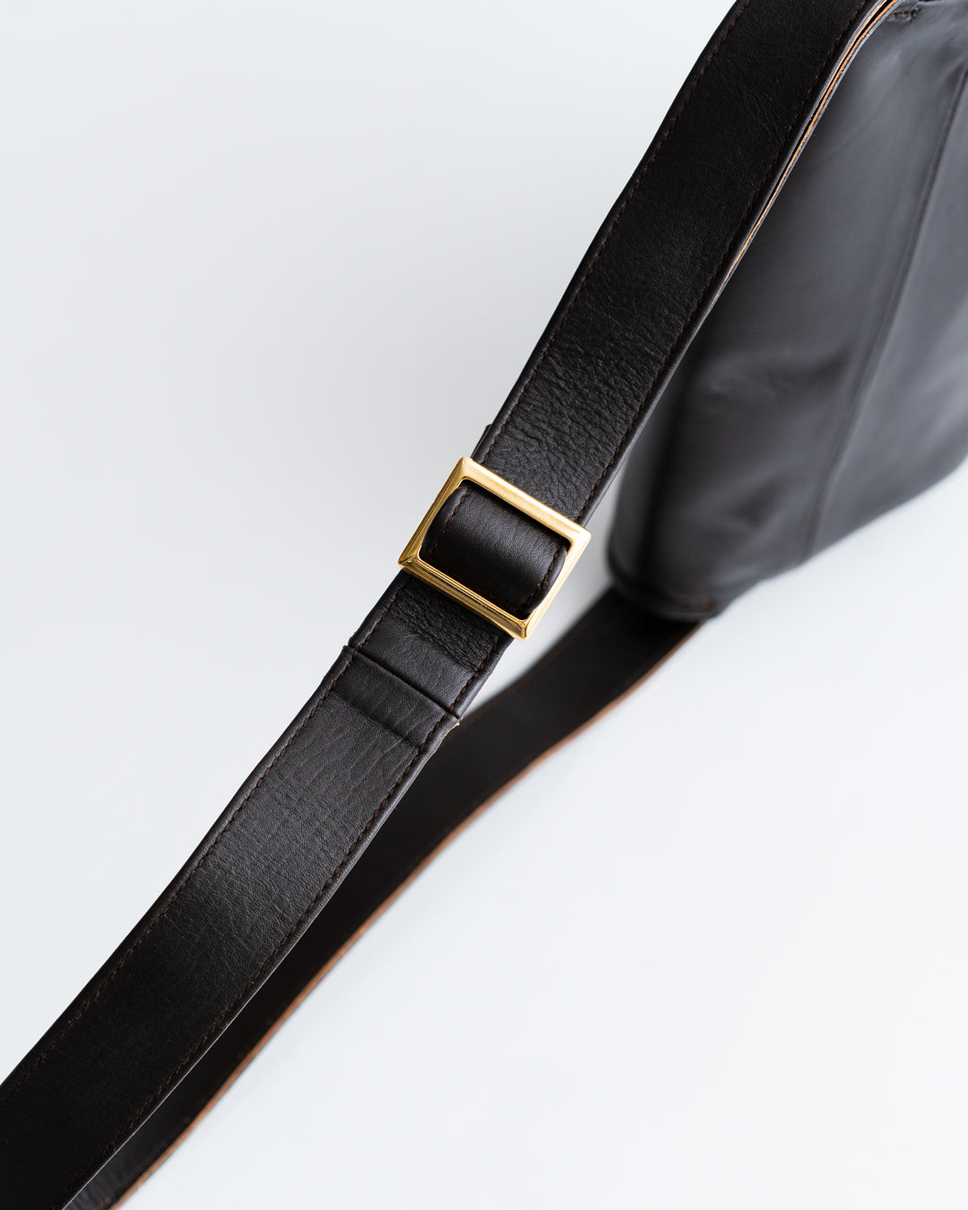 CCU FLAP SHOULDER BAG S - COW SKIN GLASS
