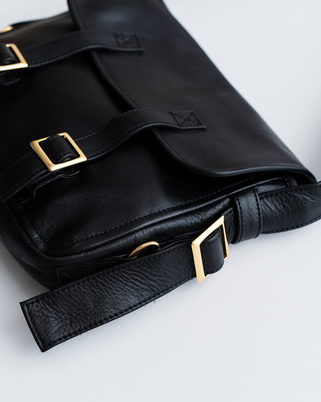 CCU FLAP SHOULDER BAG S - COW SKIN ANILINE
