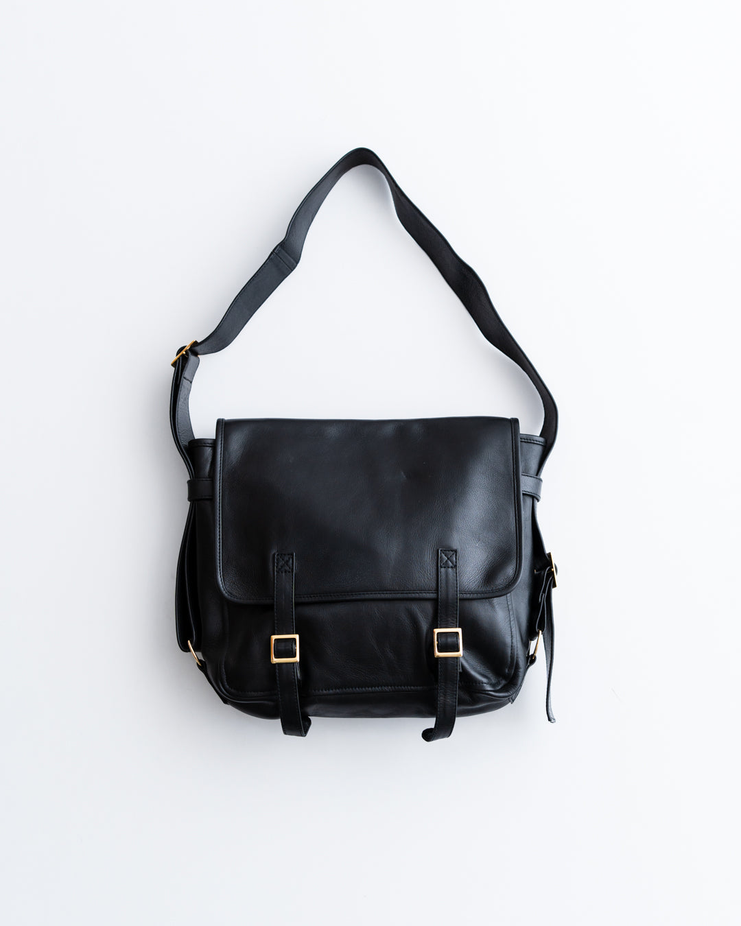 CCU FLAP SHOULDER BAG M - COW SKIN ANILINE