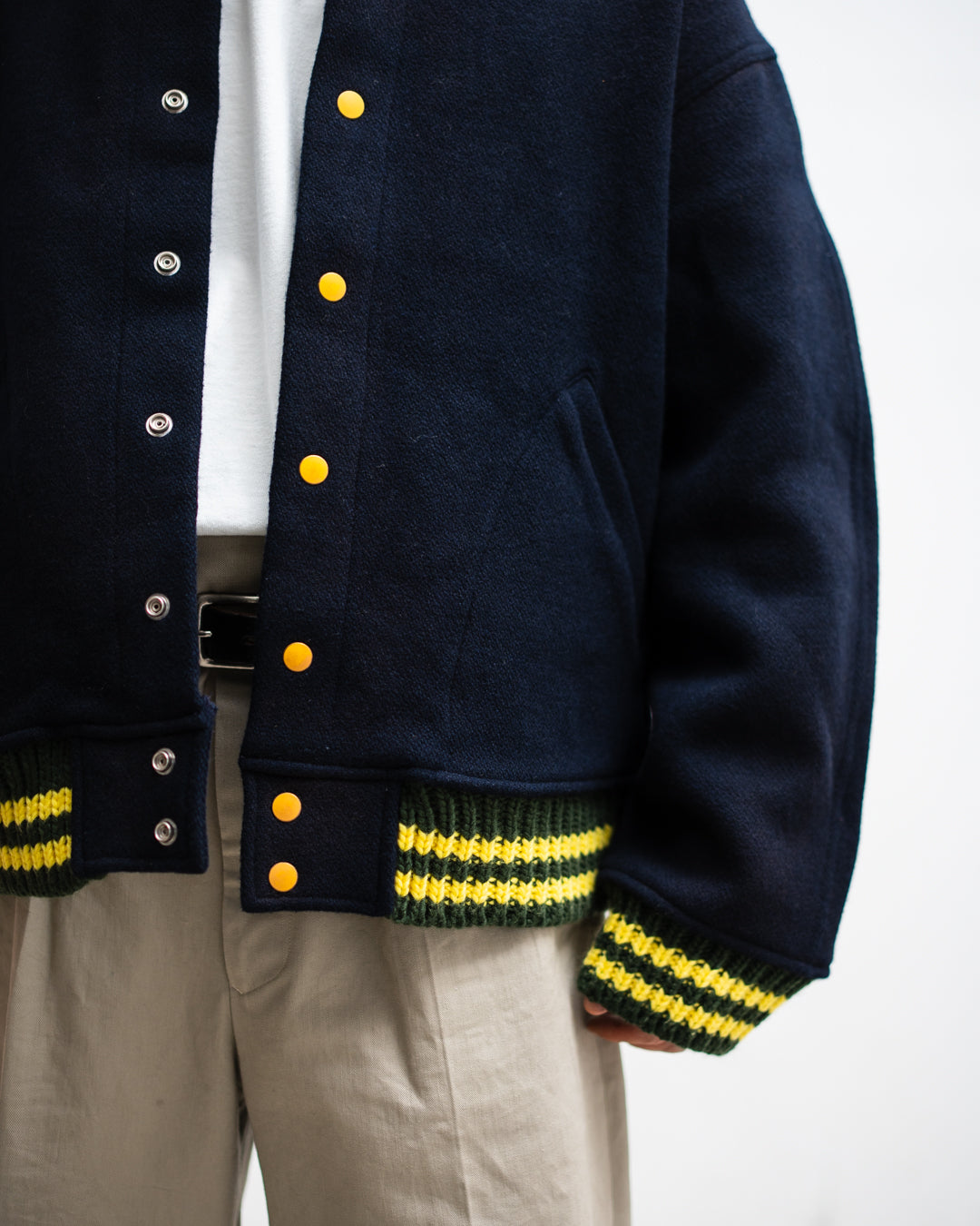 [10.11 sat 11:00 Release] BOWWOW MUVJ  ST. MACLAREN UNIV. VARSITY JACKET AGED