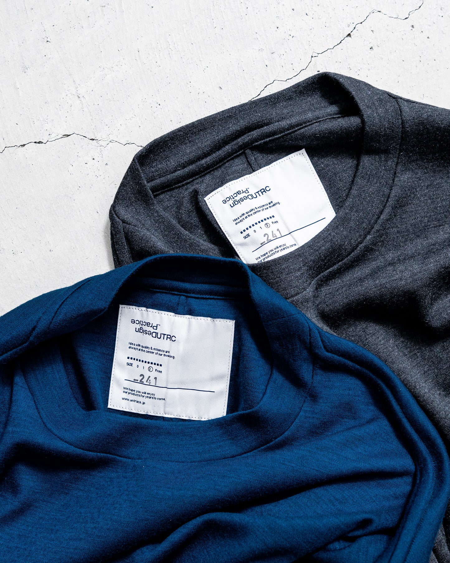 UNTRACE L/S Tee _241