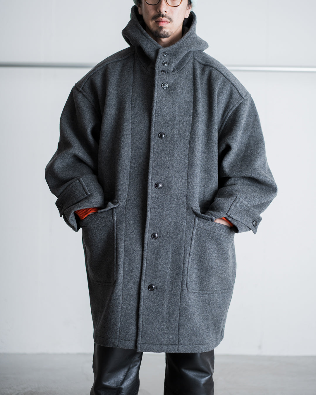 [LAST 1] is-ness HOODED DUFFLE COAT