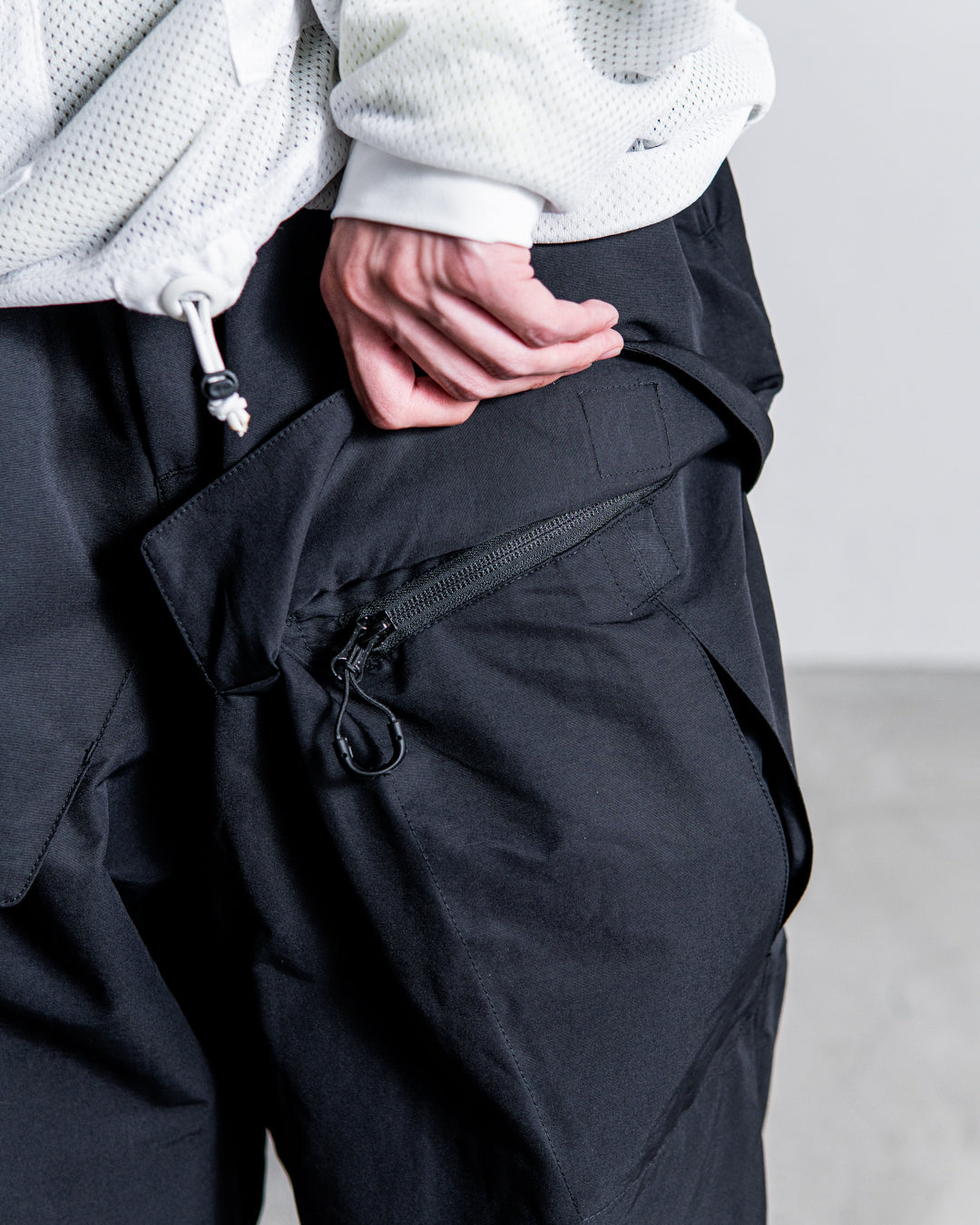 CMF OUTDOOR GARMENT HIDDEN CARGO PANTS