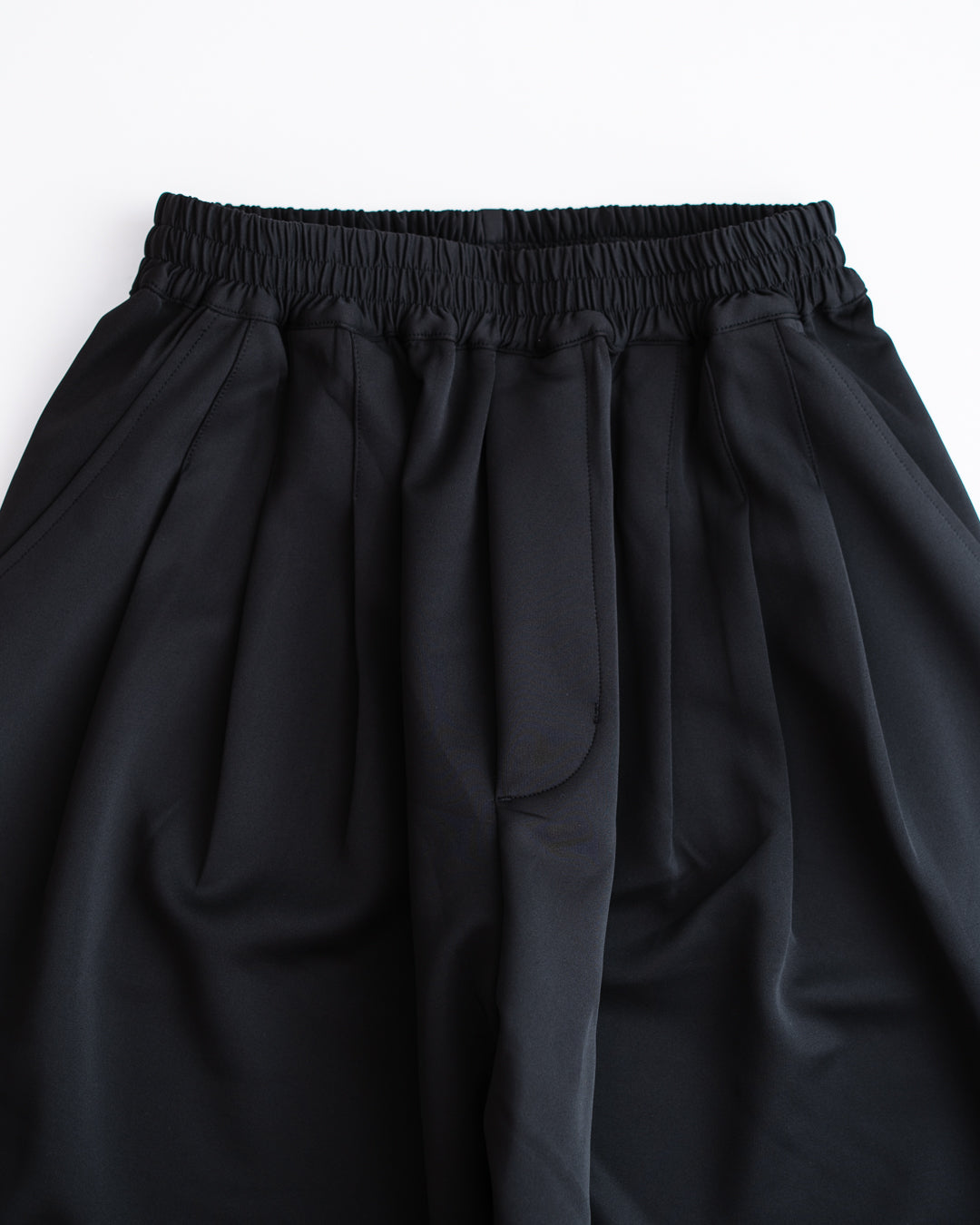 [8.11 sat 12:00 Release] ROTOL Smooth Jersey Triple Tuck pants