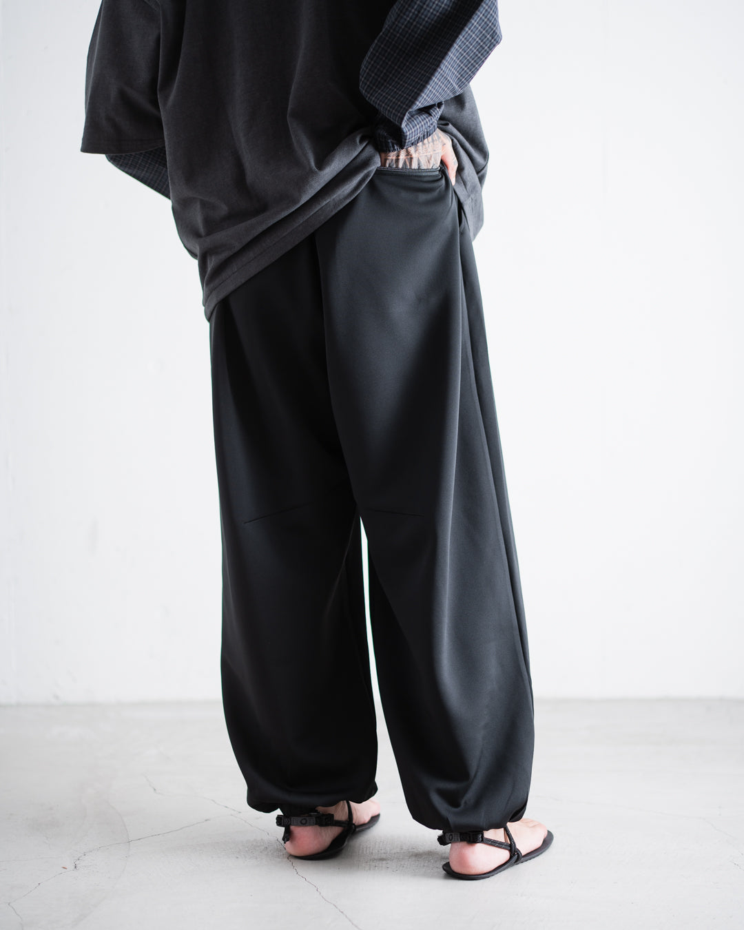 ROTOL Smooth Jersey Triple Tuck pants